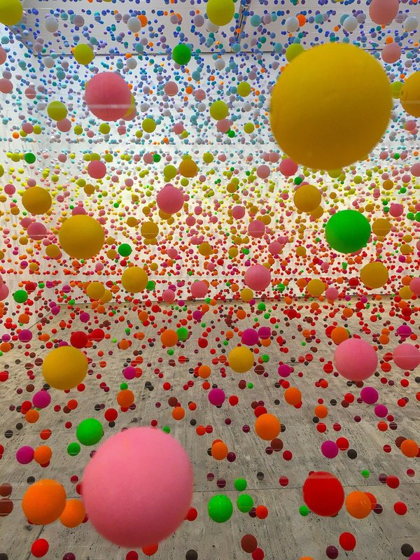 How Can an Oxford-based Research Institute Use Data Visualization to Share Findings?